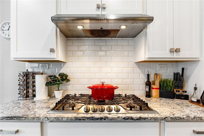 3419 Cabernet Shores Dr, House other with 5 bedrooms, 4 bathrooms and 3 parking in Fulshear TX | Image 9