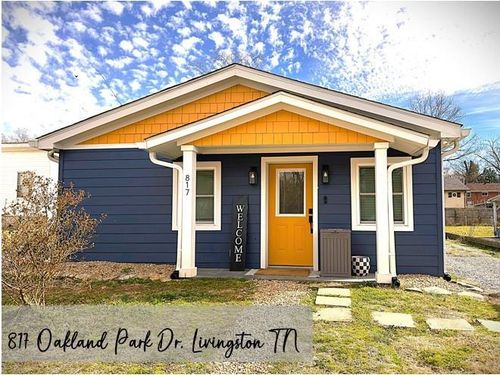 817 Oakland Park Dr, Livingston, TN, 38570-1129 | Card Image