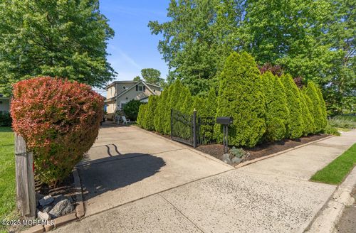 517 Laurel Avenue, West Allenhurst, NJ, 07711 | Card Image