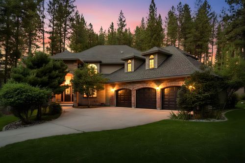 16822 N Golden Dr, Colbert, WA, 99005-9666 | Card Image