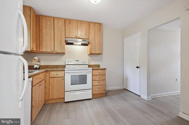 2281 Emerald Heights Ct, Townhouse with 3 bedrooms, 3 bathrooms and null parking in RESTON VA | Image 9