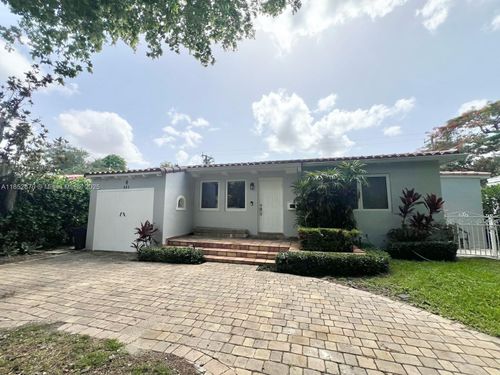 907 Monterey St, Coral Gables, FL, 33134-2578 | Card Image