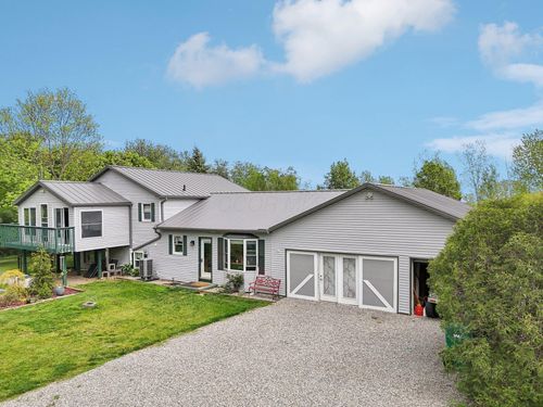 30565 Wolfe Rd, Circleville, OH, 43113-9735 | Card Image
