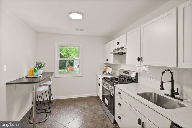 4932 Tibbitt Ln, Townhouse with 3 bedrooms, 3 bathrooms and null parking in BURKE VA | Image 12