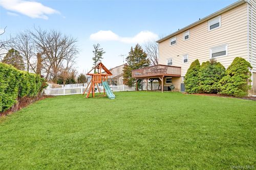 959 Hartsdale Rd, White Plains, NY, 10607-1219 | Card Image