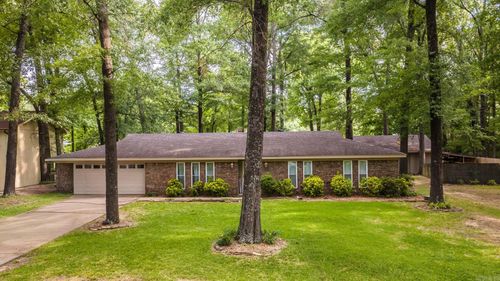 38 White Oak Dr, Conway, AR, 72034-3445 | Card Image