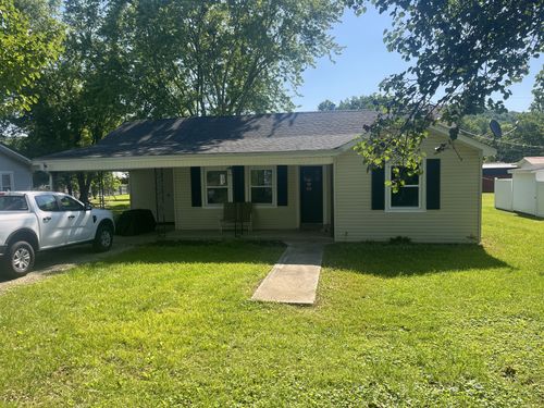 623 Walnut St, Waynesboro, TN, 38485-2708 | Card Image