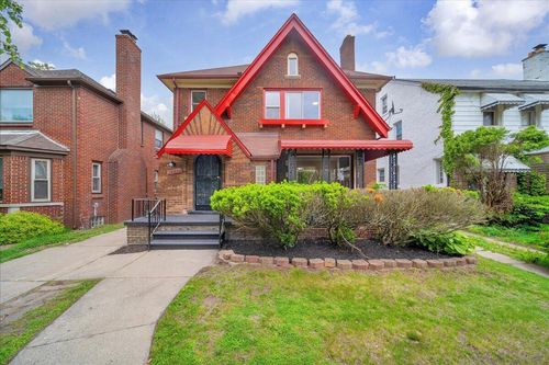 17592 Wisconsin St, Detroit, MI, 48221-2504 | Card Image