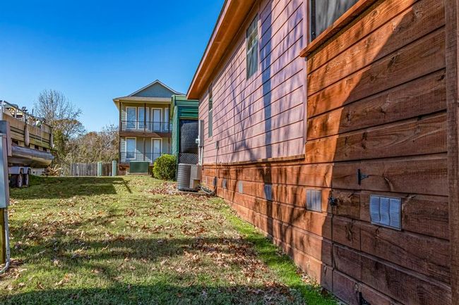 side of the house | Image 40