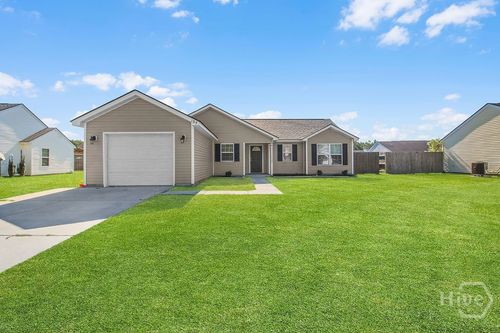 135 Willow Dr, Guyton, GA, 31312-5634 | Card Image