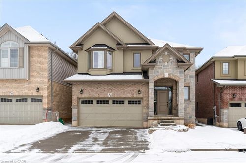 16-270 Main St W, Grimsby, ON, L3M0B3 | Card Image