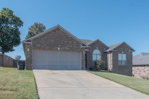 5613 Aviator Drive, Jacksonville, AR, 72076-0000 | Card Image