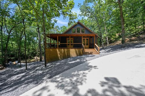 288 Virginia Pine Pl, Broken Bow, OK, 74728-7527 | Card Image