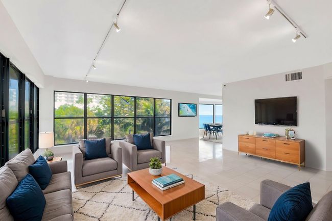 APT-4C - 4605 S Ocean Blvd, Condo with 3 bedrooms, 3 bathrooms and null parking in Highland Beach FL | Image 6
