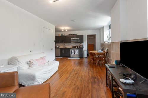 apt-203-2321 Fitzwater St, PHILADELPHIA, PA, 19146-1181 | Card Image