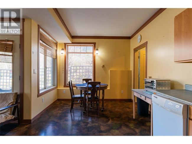 250 1 St Ave, House other with 3 bedrooms, 5 bathrooms and 3 parking in Kootenay Boundary BC | Image 53
