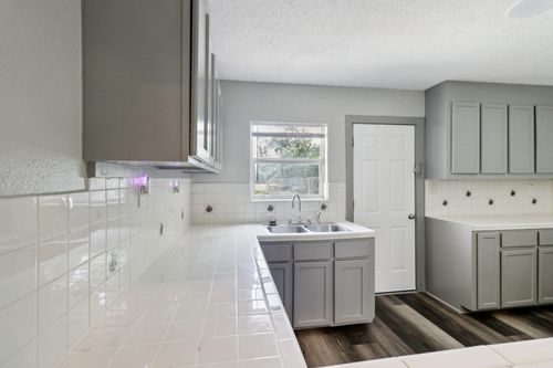 1915 Little St, La Marque, TX, 77568-5329 | Card Image