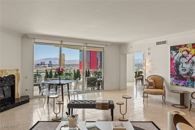 UNIT-2502 - 2877 Paradise Rd, Home with 3 bedrooms, 3 bathrooms and 1 parking in Las Vegas NV | Image 24