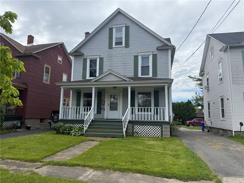 325 South Ave, Medina, NY, 14103-1543 | Card Image