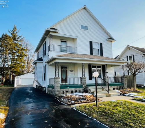 346 W Buckeye St, Clyde, OH, 43410-1938 | Card Image