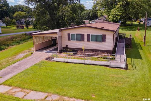 208 W Pennsylvania Ave, Pittsburg, IL, 62974-1215 | Card Image