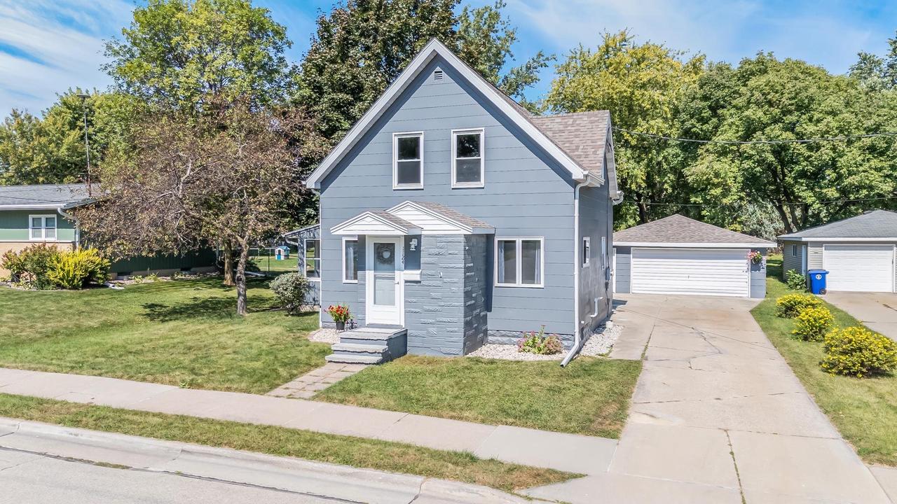 Garfield Ave, Little Chute, WI 54140