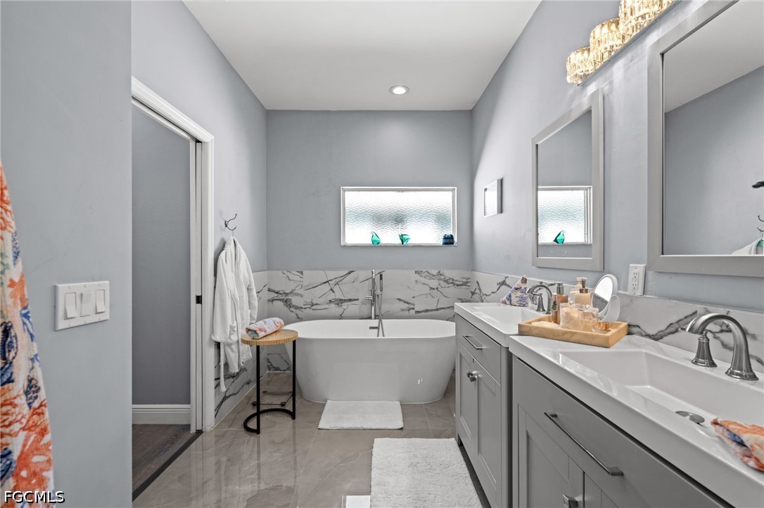Residential Lease in Cape Coral
