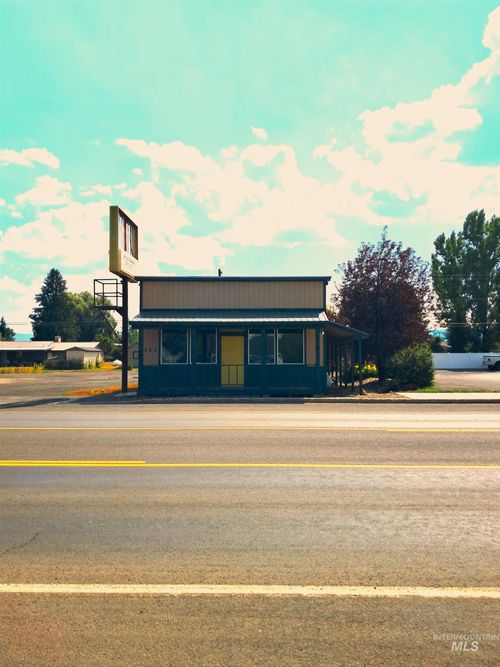 321 Virginia St, New Meadows, ID, 83654-5143 | Card Image