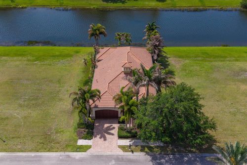 116 Se Bella Strano, Port St Lucie, FL, 34984-6607 | Card Image