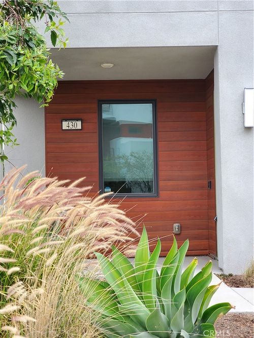 430 Transport, Tustin, CA, 92782-3761 | Card Image