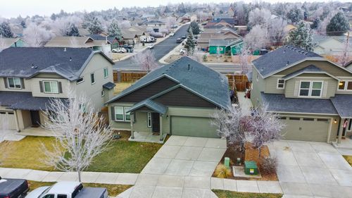 3630 Sw Pumice Stone Ave, Redmond, OR, 97756-7296 | Card Image