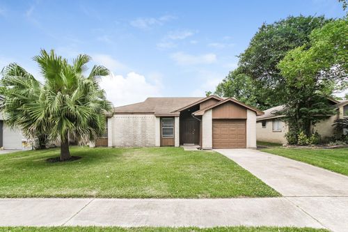 12637 Autumn Mill Dr, Houston, TX, 77070-5009 | Card Image