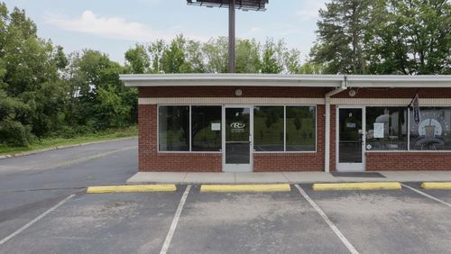 2704 E Andrew Johnson Hwy, Morristown, TN, 37814 | Card Image