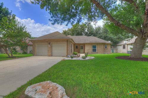 324 Raven Rdg, New Braunfels, TX, 78130-2302 | Card Image