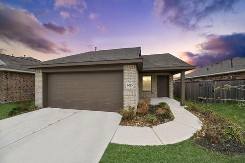 9010 Estes Lakes Dr, Baytown, TX, 77521-3592 | Card Image