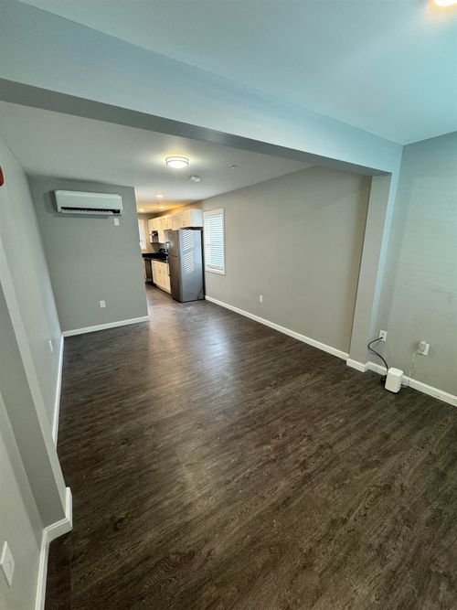 103-10 Monarch Way, Portsmouth, NH, 03801 | Card Image