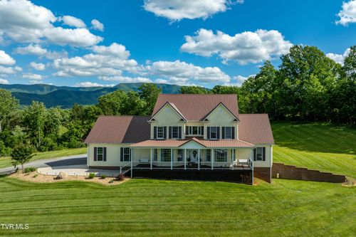 7540 Erwin Hwy, Chuckey, TN, 37641-6355 | Card Image