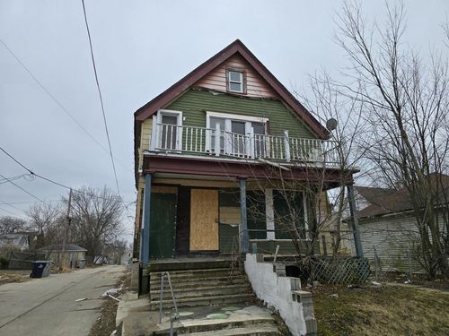 1121a-1121 W Finn Place, Milwaukee, WI, 53206 | Card Image