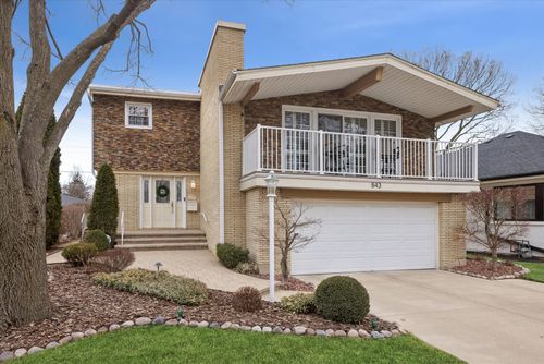 843 S Brainard Ave, La Grange, IL, 60525-2746 | Card Image