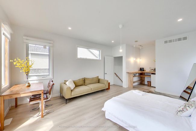 2016 James St E, House other with 3 bedrooms, 2 bathrooms and 2 parking in Bright's Grove ON | Image 20