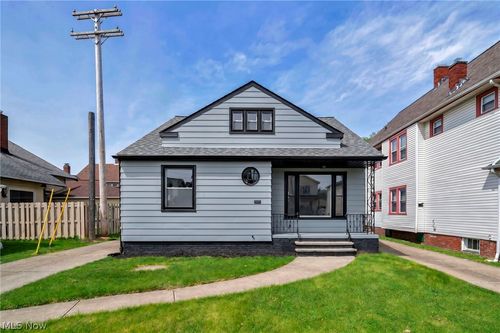 11109 Langton Ave, Garfield Heights, OH, 44125-2247 | Card Image