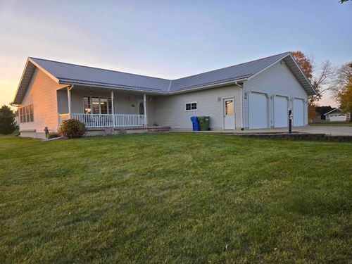 1106 5th St. Se, Cresco, IA, 52136 | Card Image