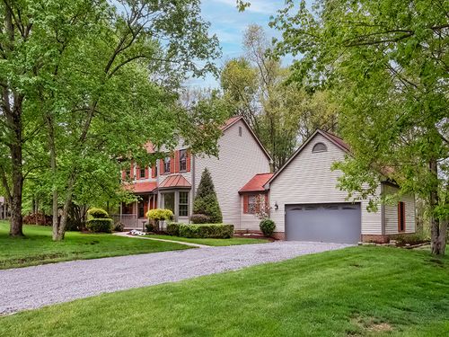 142 Gristmill Ln, Zelienople, PA, 16063-3118 | Card Image