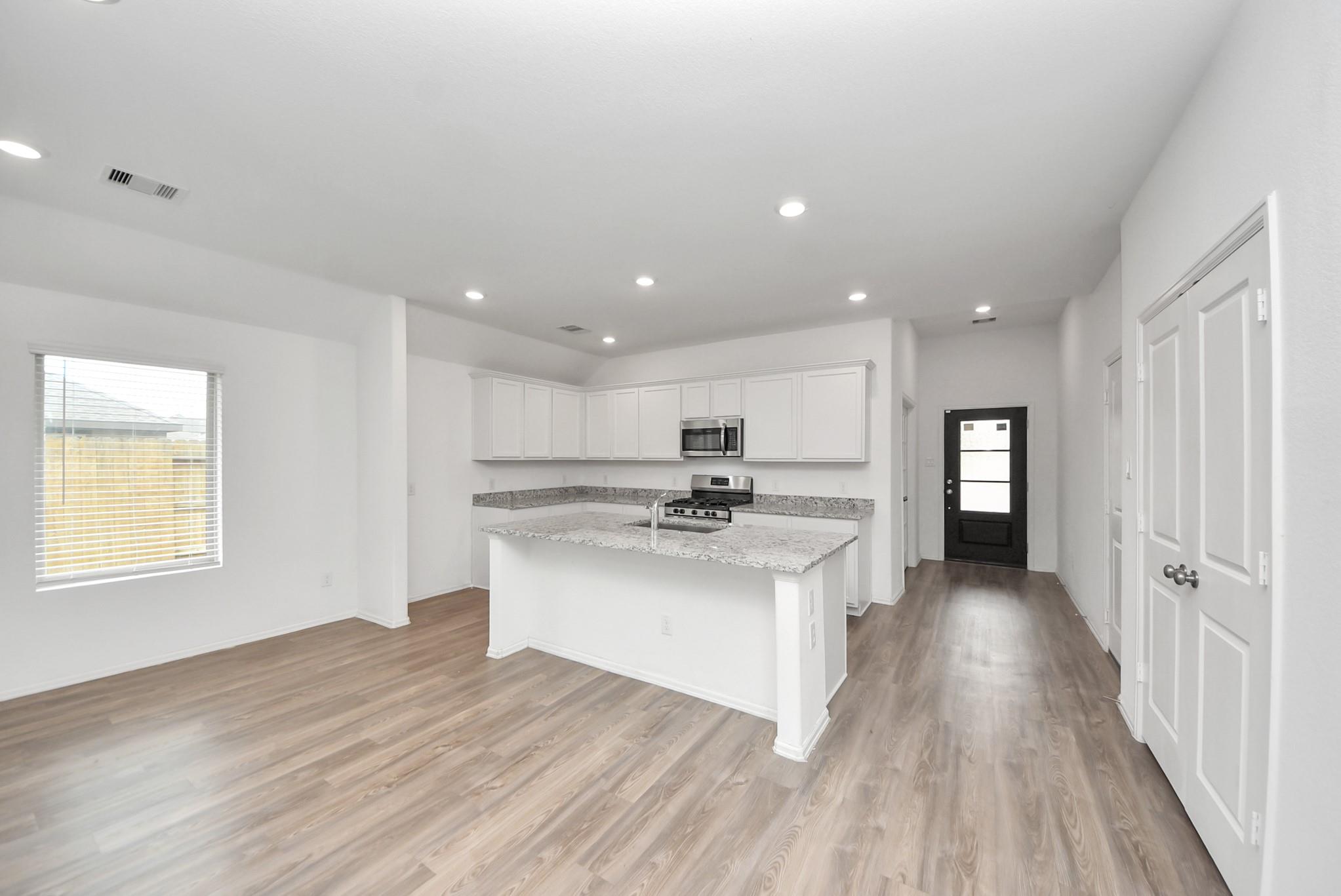 Residential Lease in Rosharon 3