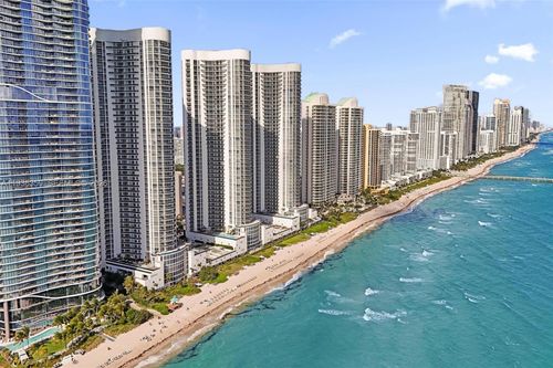 2201-15811 Collins Ave, Sunny Isles Beach, FL, 33160-4183 | Card Image