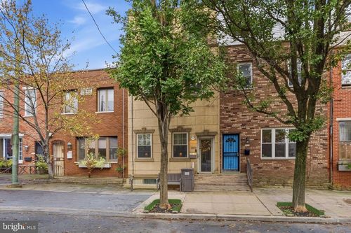 1819 S 12th St, PHILADELPHIA, PA, 19148-2105 | Card Image
