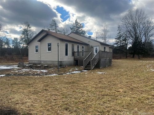 40 Sages Loop, Kerhonkson, NY, 12446-3227 | Card Image