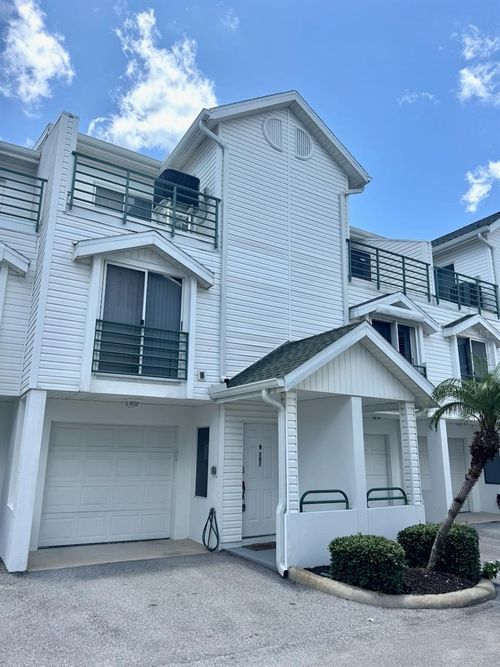 apt-207-320 Island Way, CLEARWATER BEACH, FL, 33767-2180 | Card Image