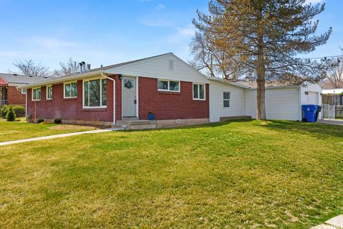 3406 S Magnolia Dr, Magna, UT, 84044-2135 | Card Image