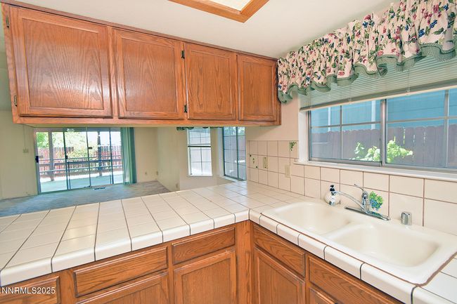 1664 Shadow Wood Rd, House other with 3 bedrooms, 2 bathrooms and 2 parking in Reno NV | Image 10
